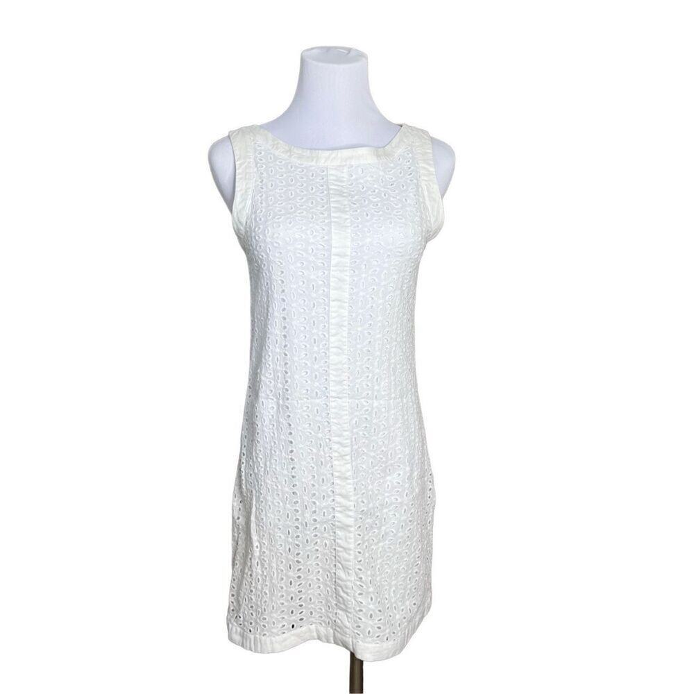 Francesca's Sleeveless Eyelet Lace White Lined Sheath Dress SMALL Vanilla Girl